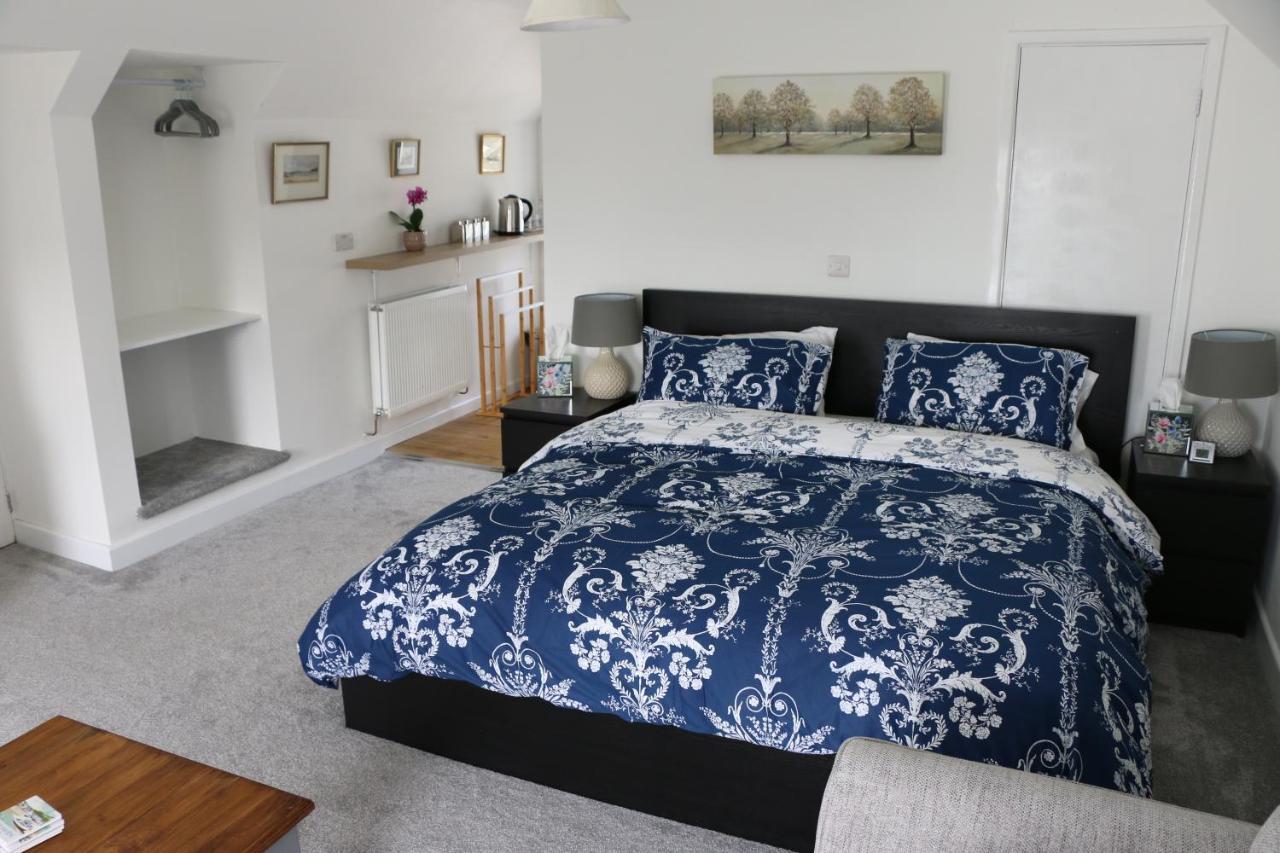 Ty Nant Little Haven Bed & Breakfast ภายนอก รูปภาพ